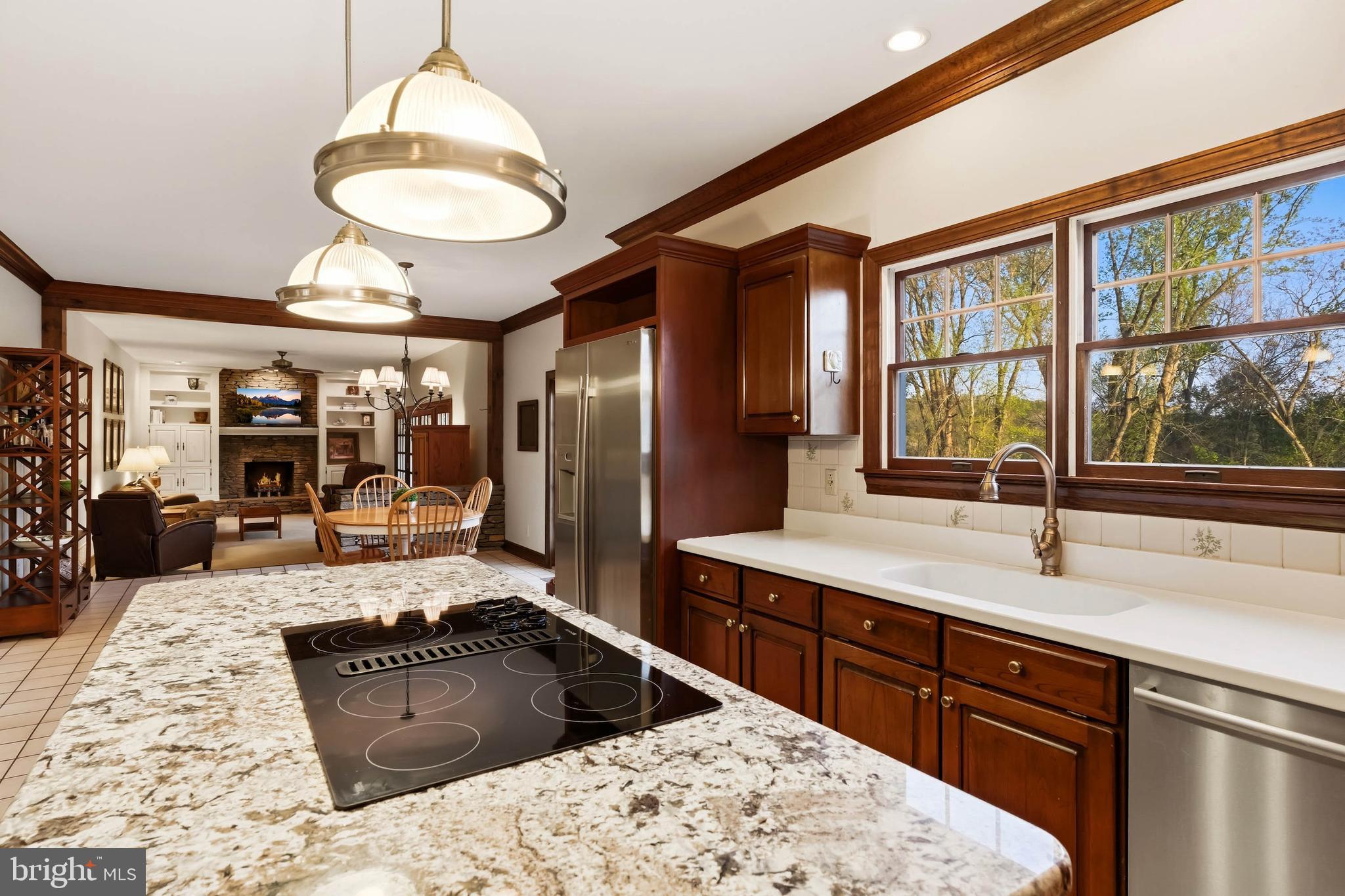 MISSION RIDGE - Residential
