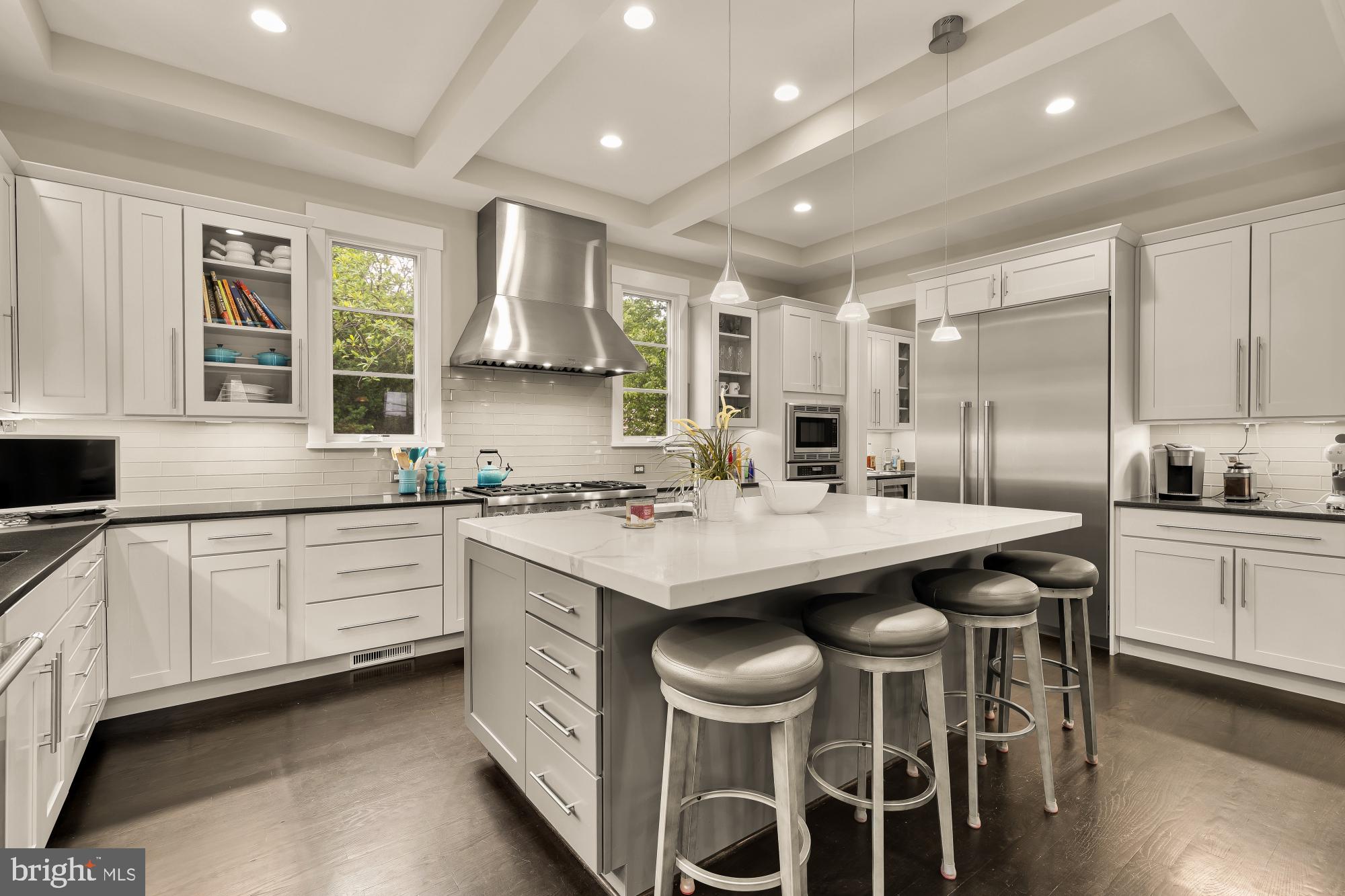 RIVERCREST - Residential