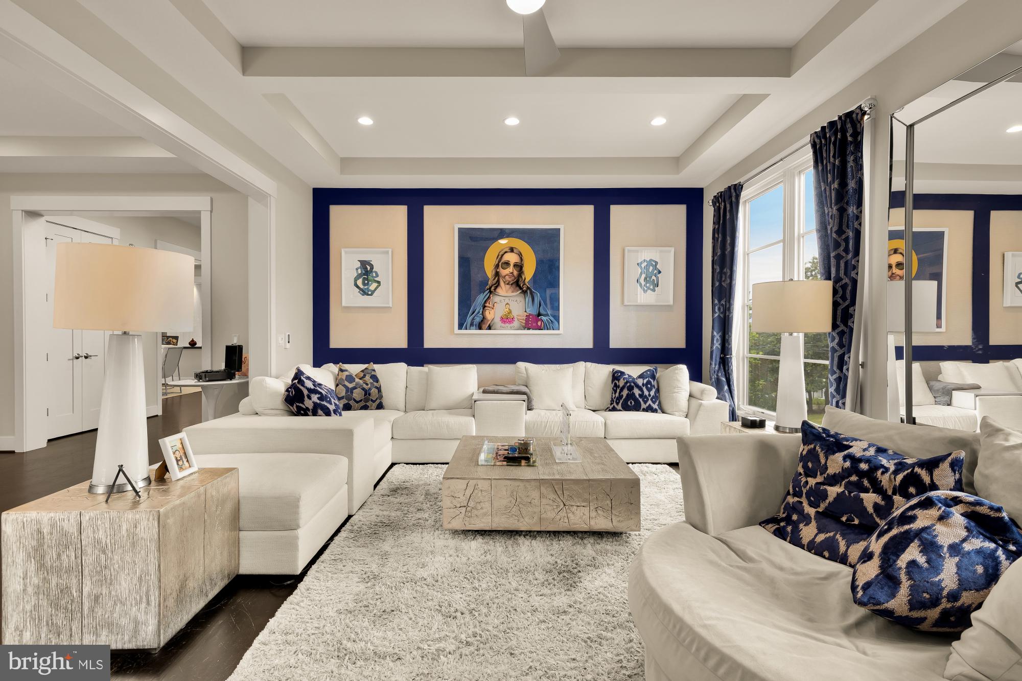 RIVERCREST - Residential