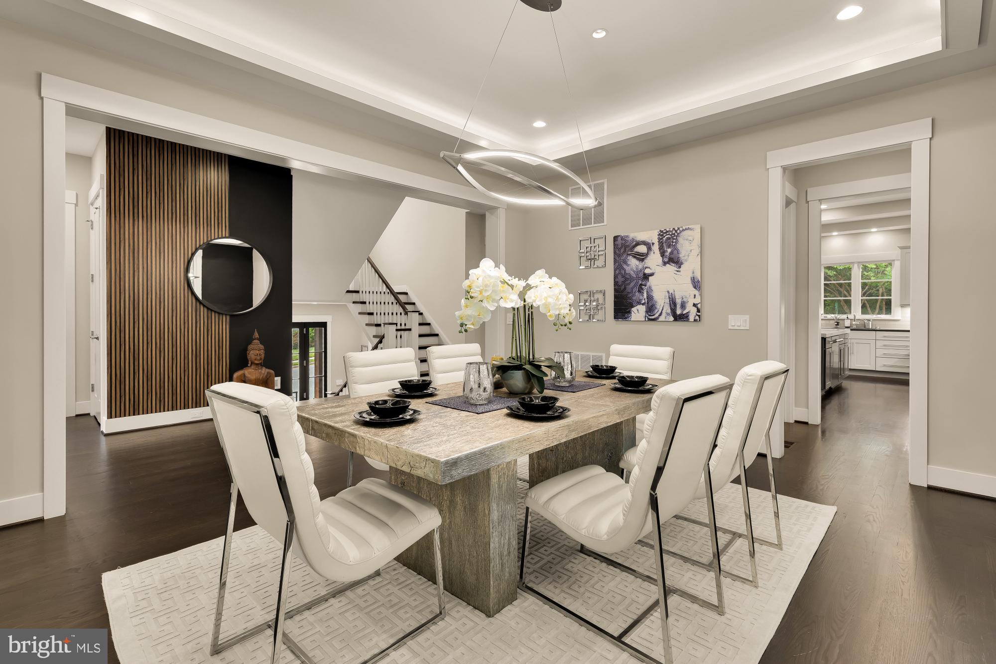 RIVERCREST - Residential
