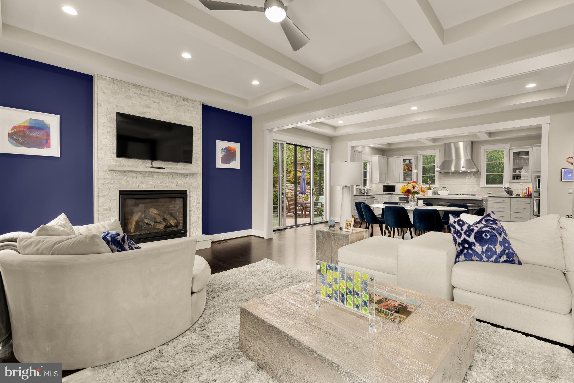 RIVERCREST - Residential