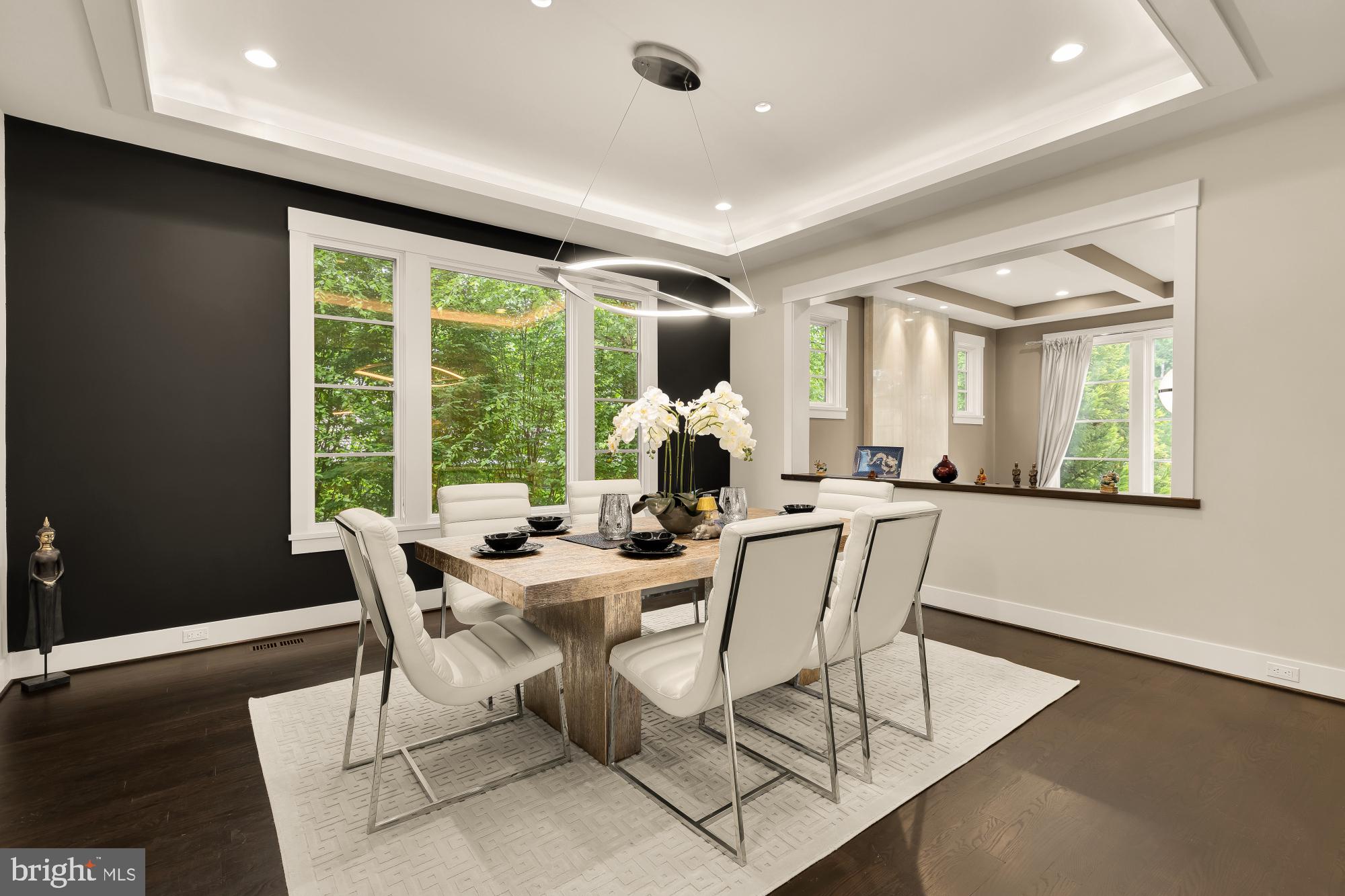 RIVERCREST - Residential
