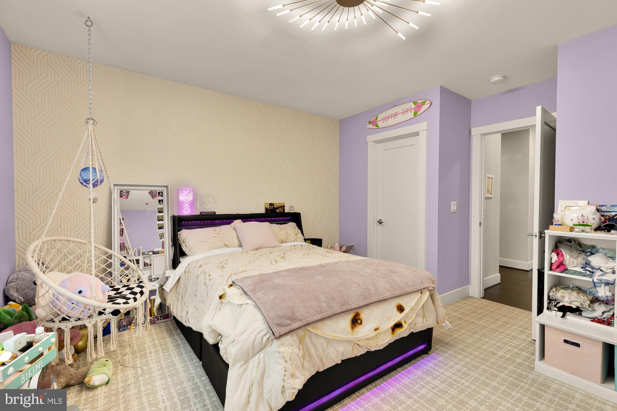 RIVERCREST - Residential