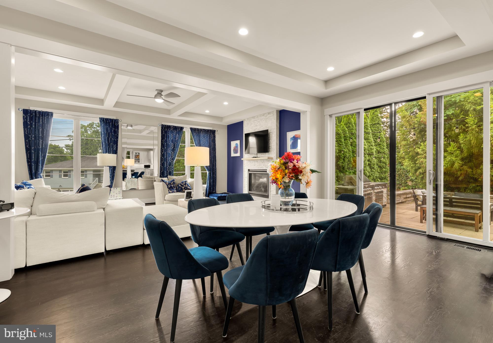 RIVERCREST - Residential