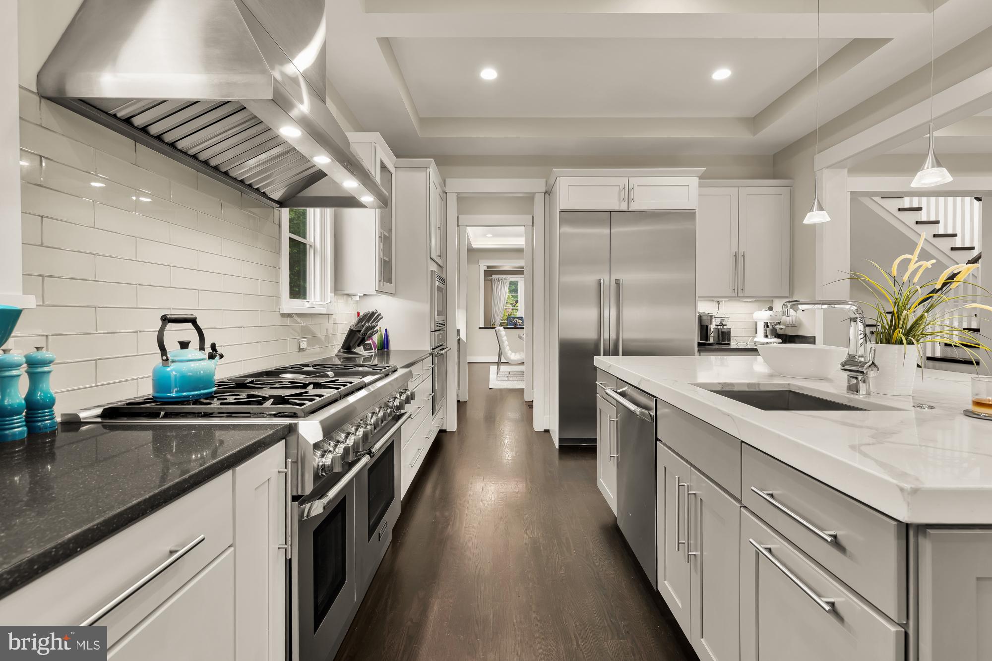 RIVERCREST - Residential