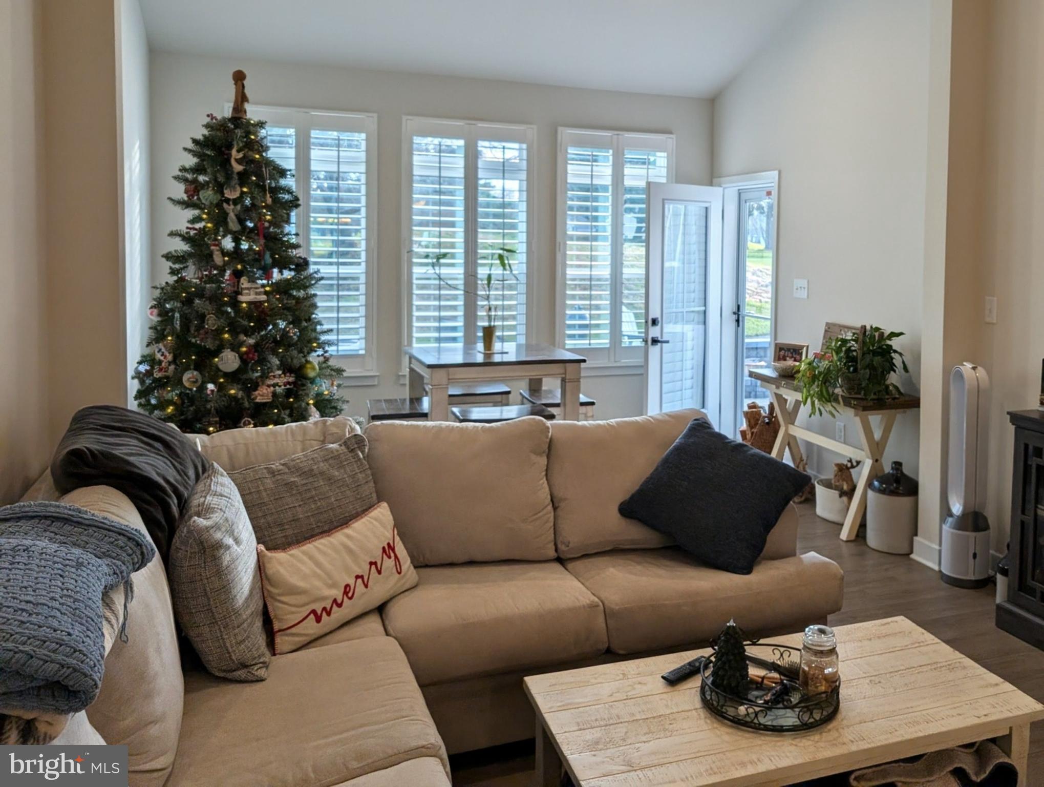 RIVER RUN - Residential