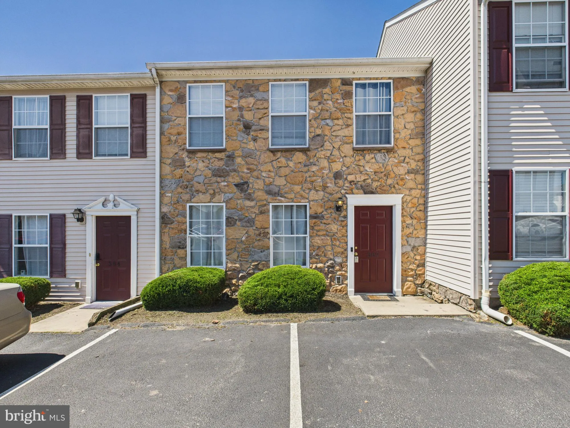 Red Lion, Pennsylvania 17356, United States, 3 Bedrooms Bedrooms, ,2 BathroomsBathrooms,Residential,Pending,113026