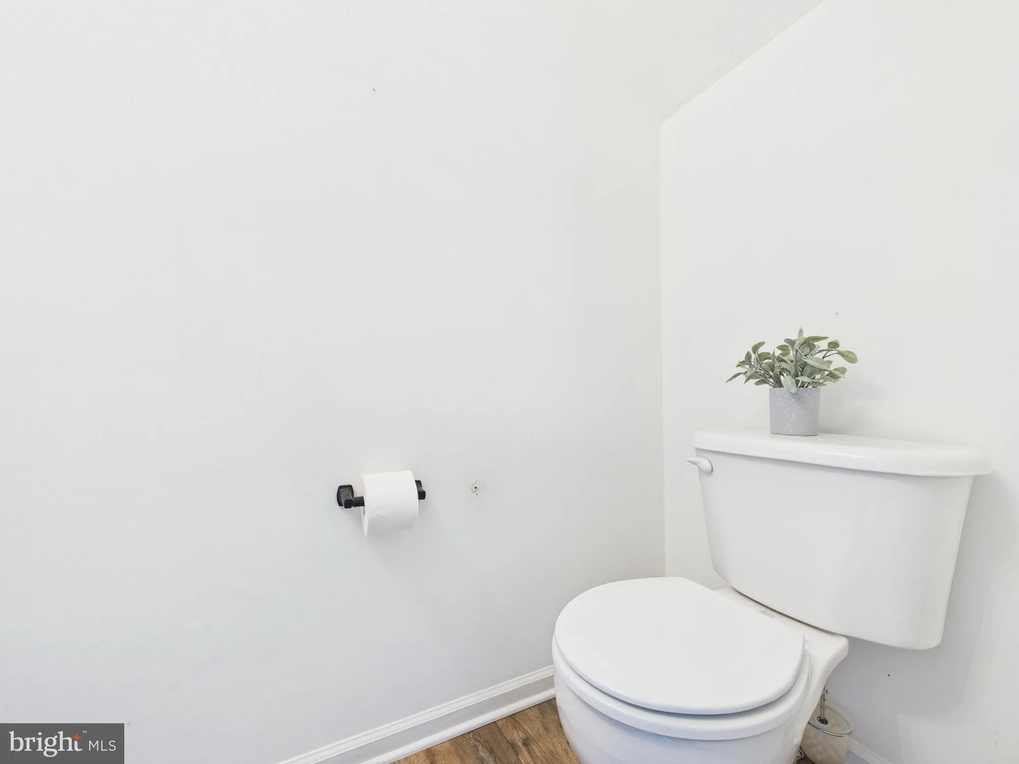 Red Lion, Pennsylvania 17356, United States, 3 Bedrooms Bedrooms, ,2 BathroomsBathrooms,Residential,Pending,113026