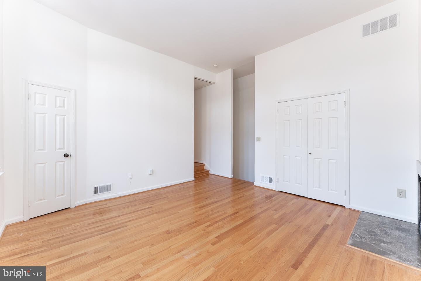RITTENHOUSE SQUARE - Residential Lease