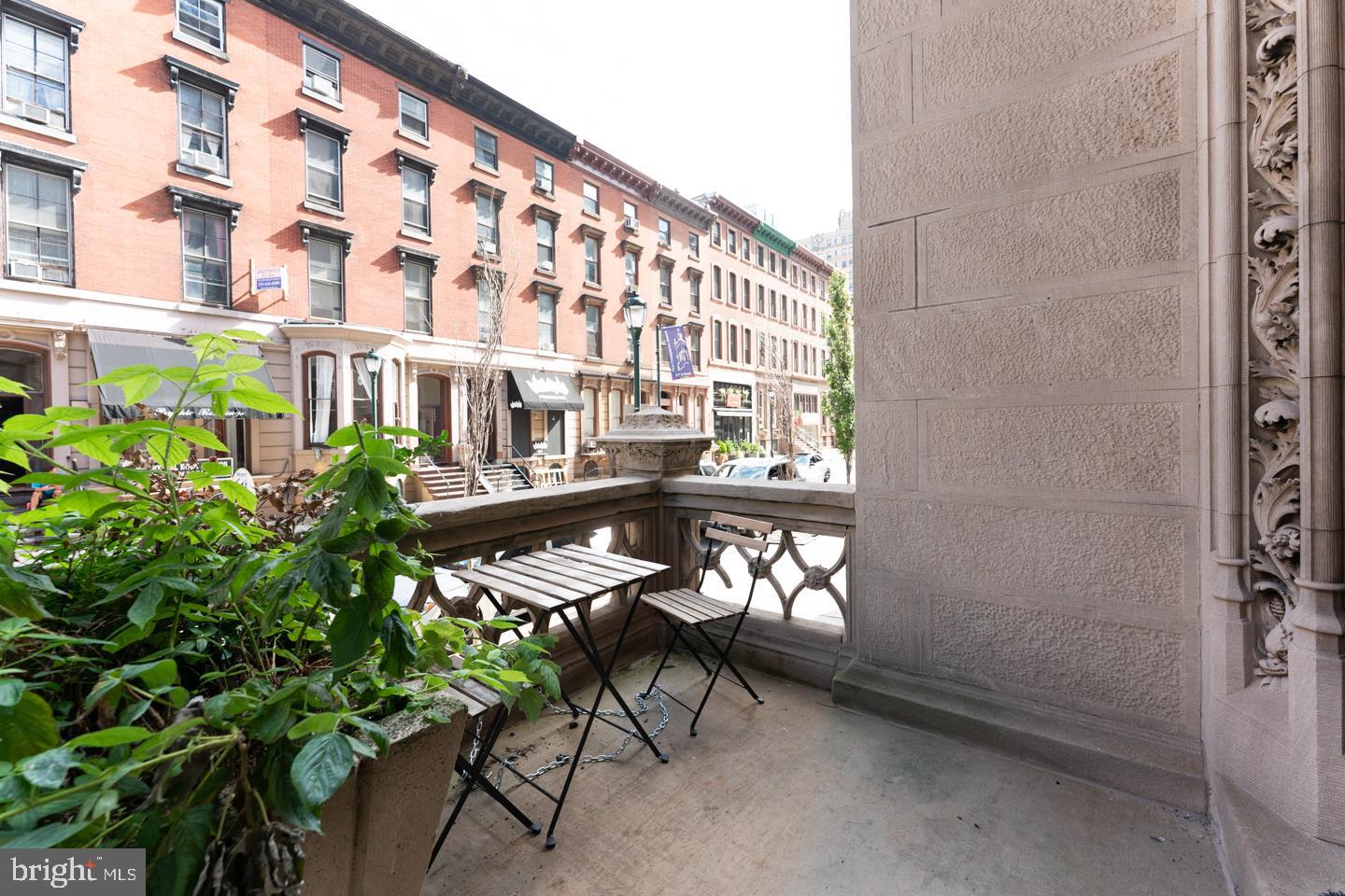 RITTENHOUSE SQUARE - Residential Lease