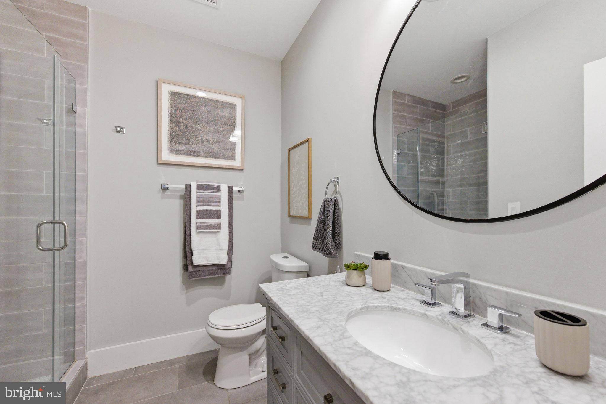 HAMPTONS OF MCLEAN - Residential