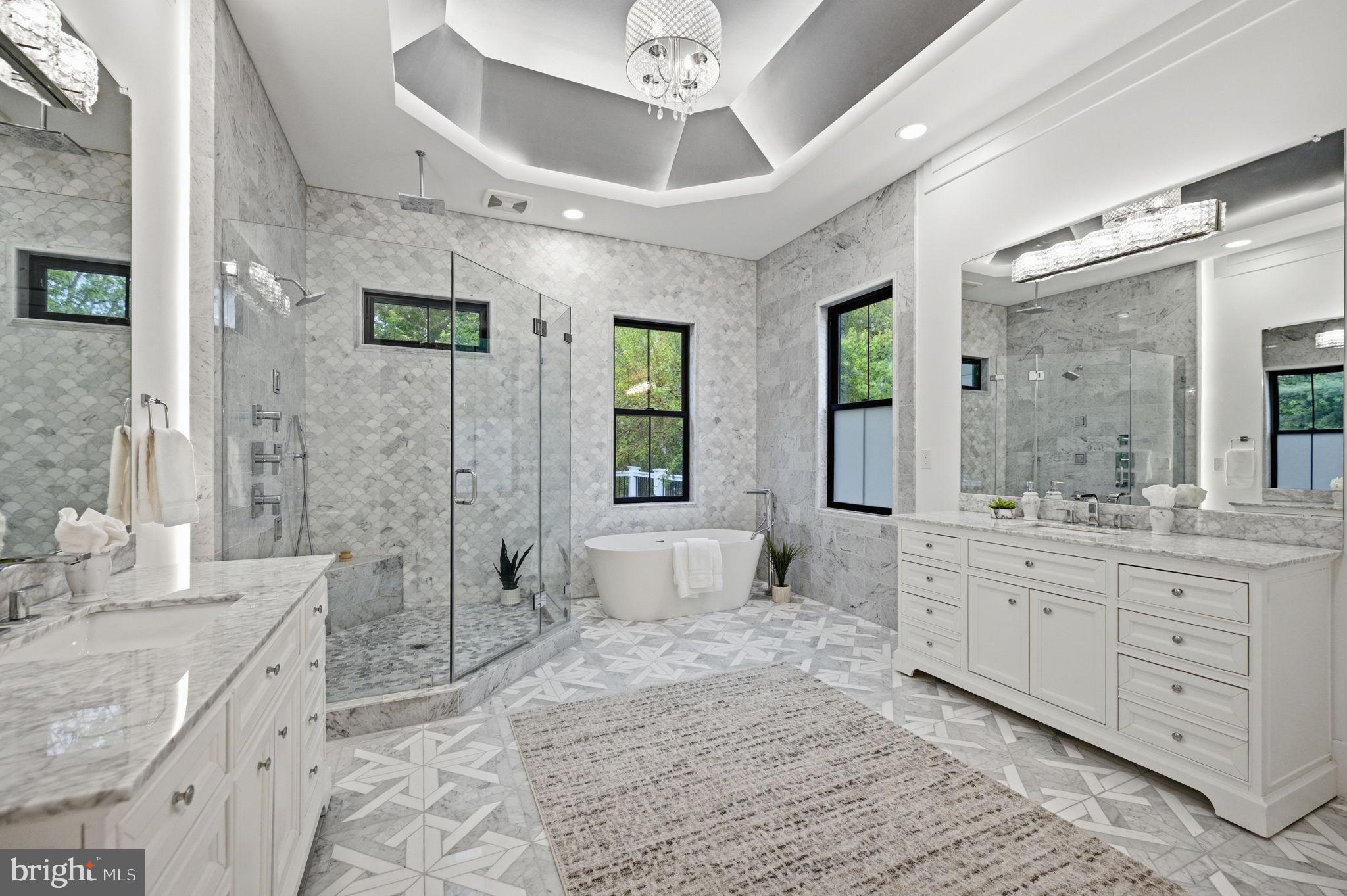 HAMPTONS OF MCLEAN - Residential