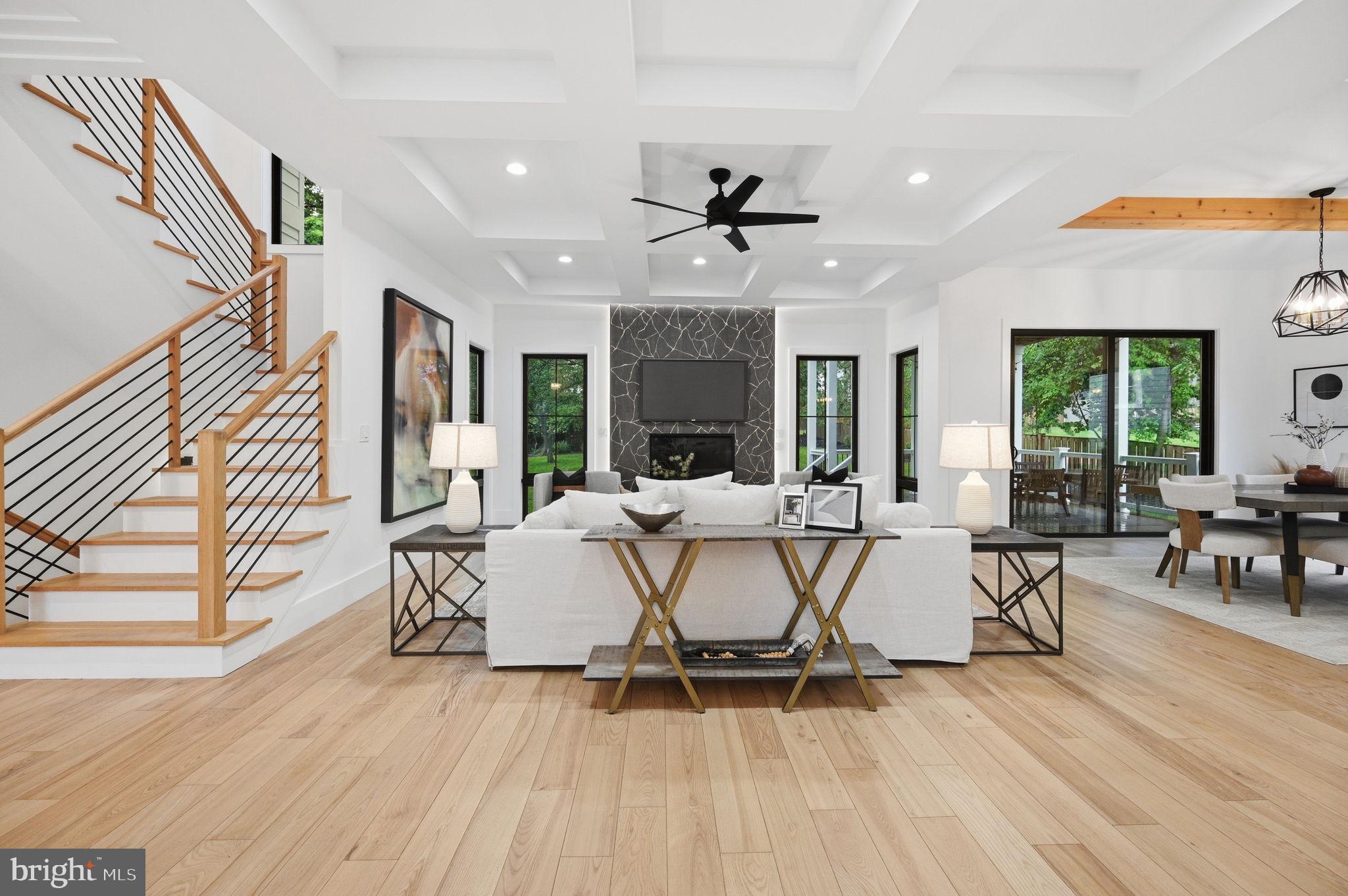HAMPTONS OF MCLEAN - Residential