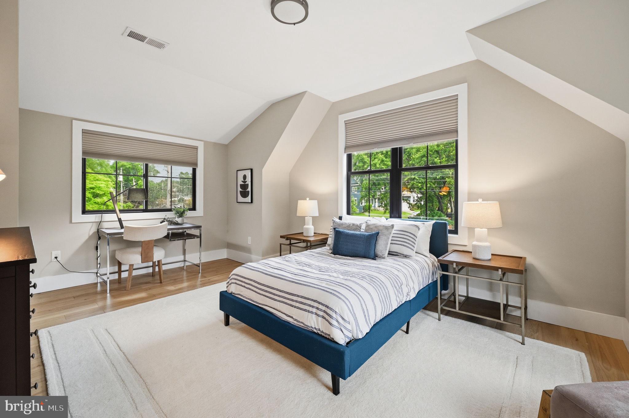 HAMPTONS OF MCLEAN - Residential