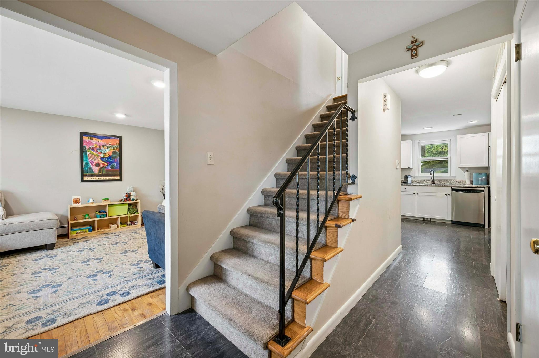 323 S 5TH STREET
