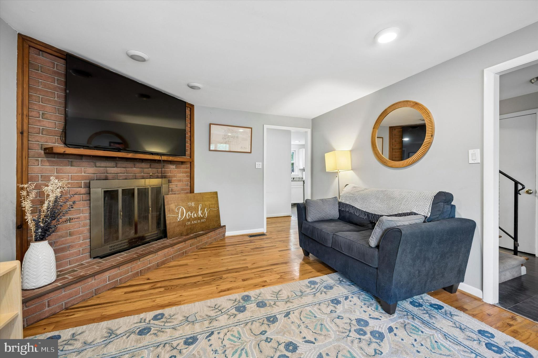323 S 5TH STREET