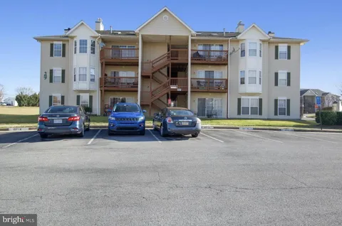 157 Brookland Terrace Unit 10, Winchester, VA MLS: VAFV2038892