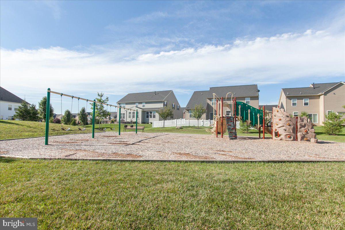 LINTON AT BALLENGER - Residential