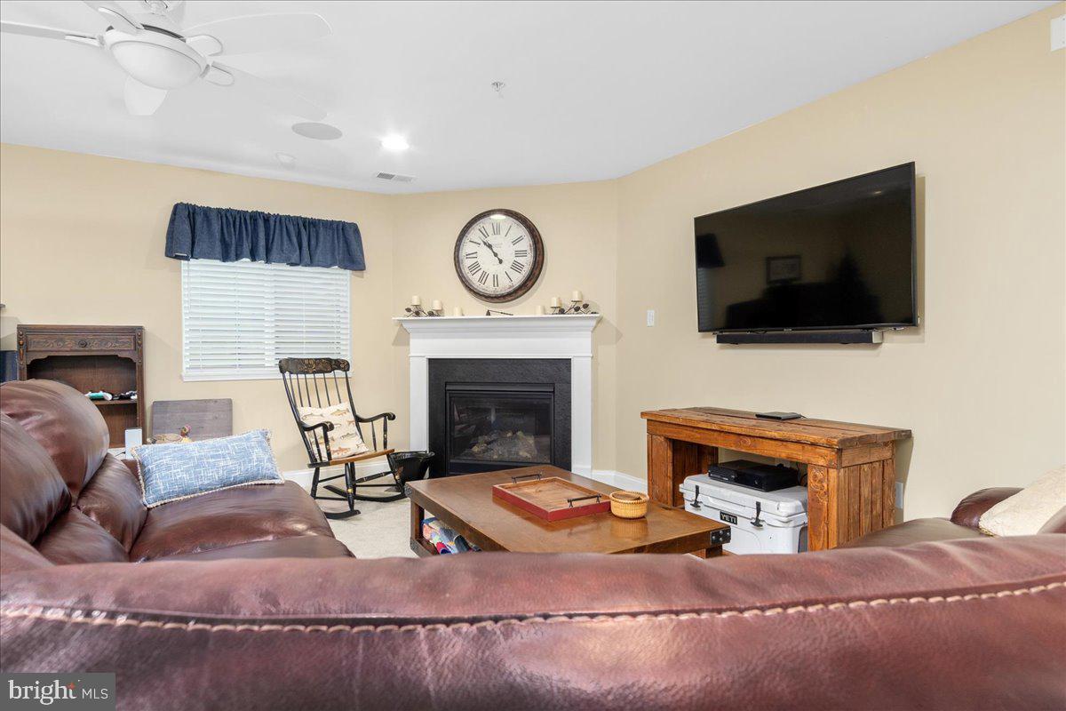 LINTON AT BALLENGER - Residential