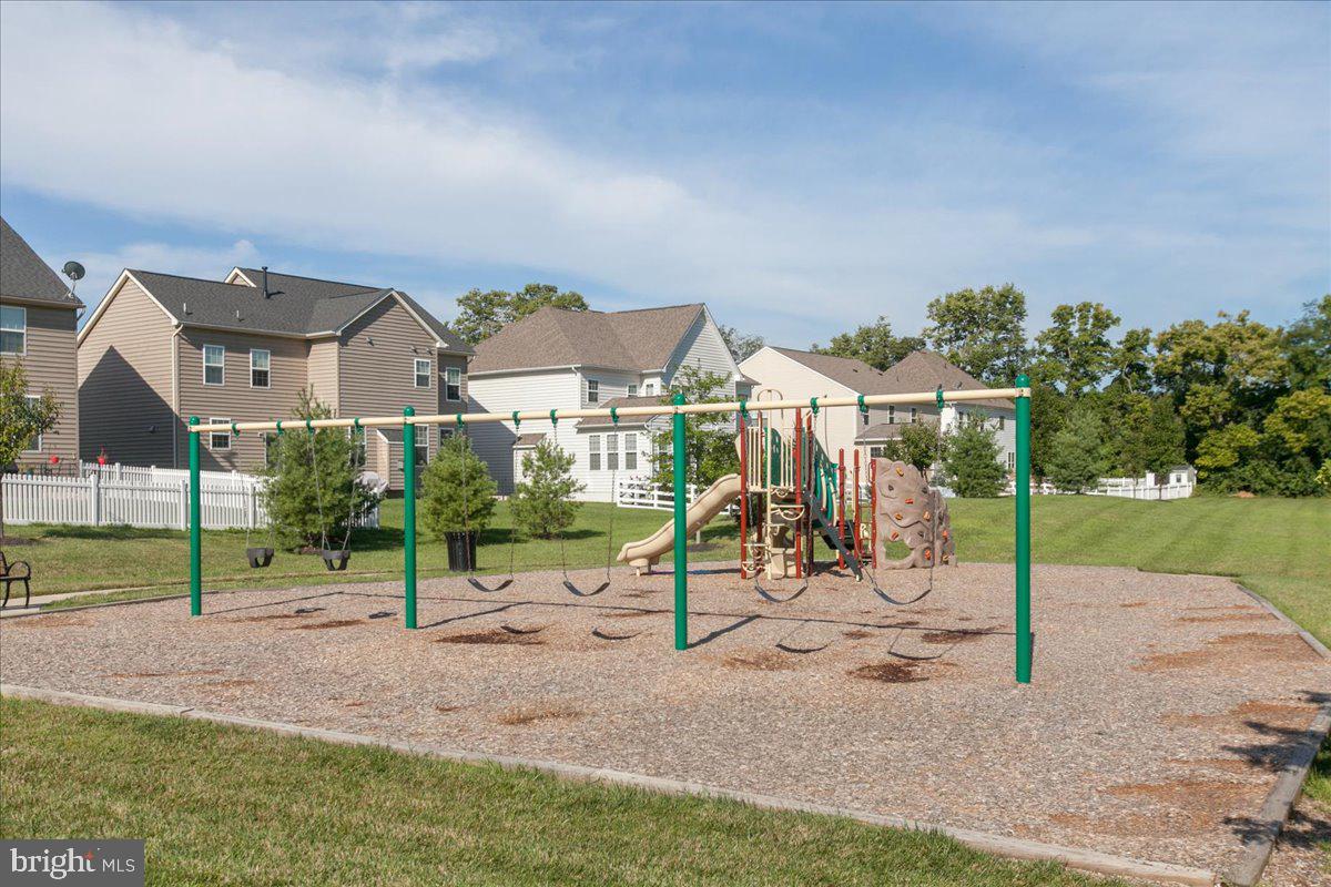 LINTON AT BALLENGER - Residential