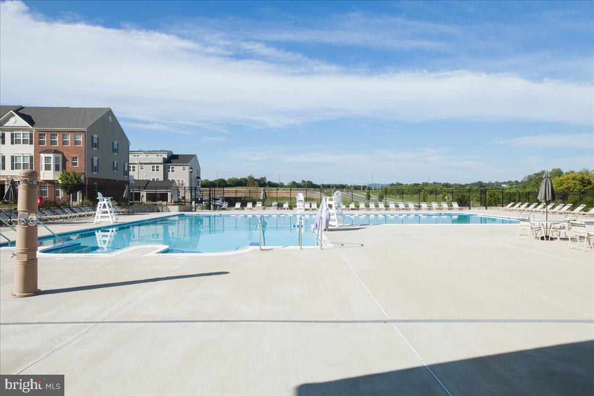 LINTON AT BALLENGER - Residential