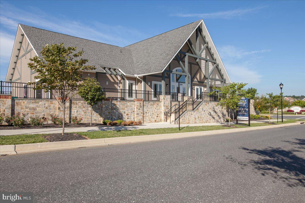 LINTON AT BALLENGER - Residential