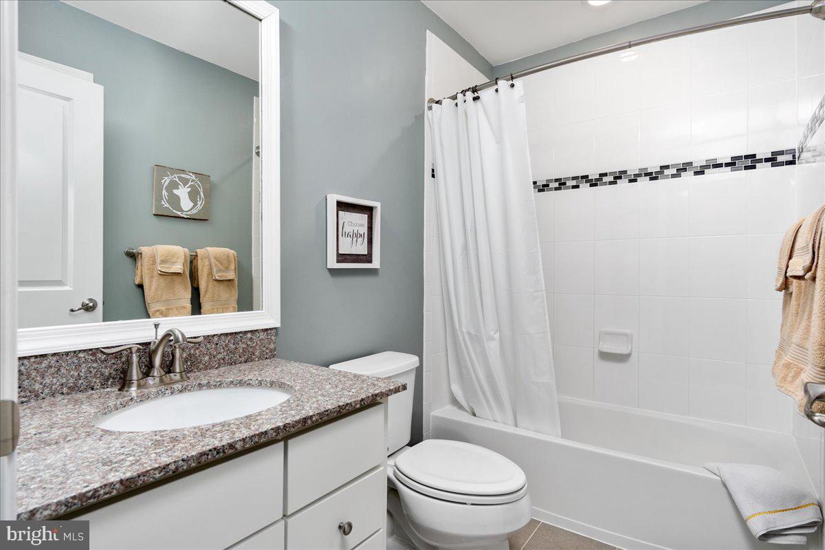 LINTON AT BALLENGER - Residential