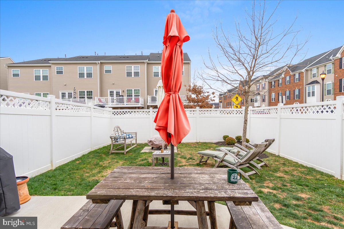 LINTON AT BALLENGER - Residential