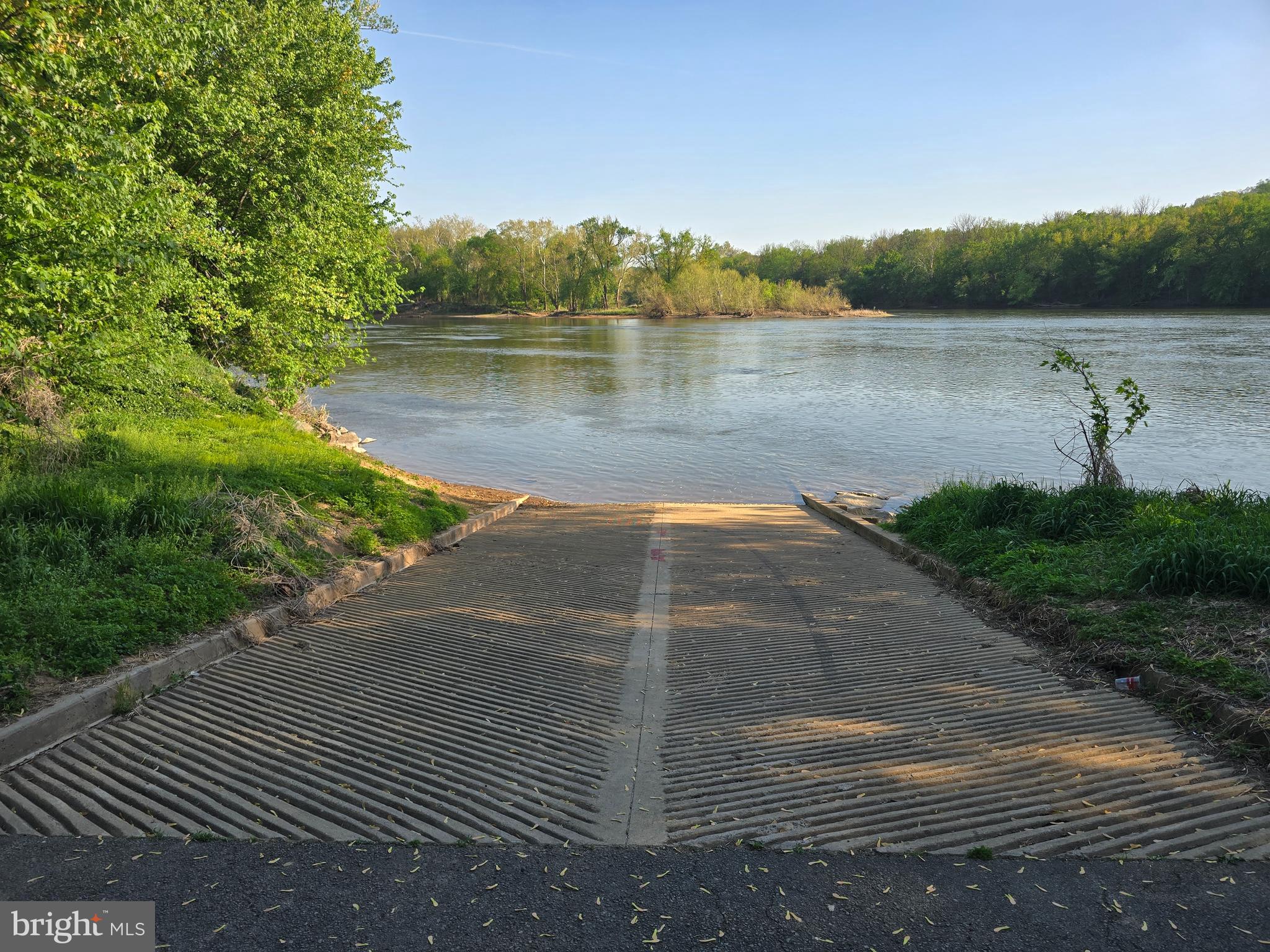 POINT OF ROCKS ESTATES - Residential