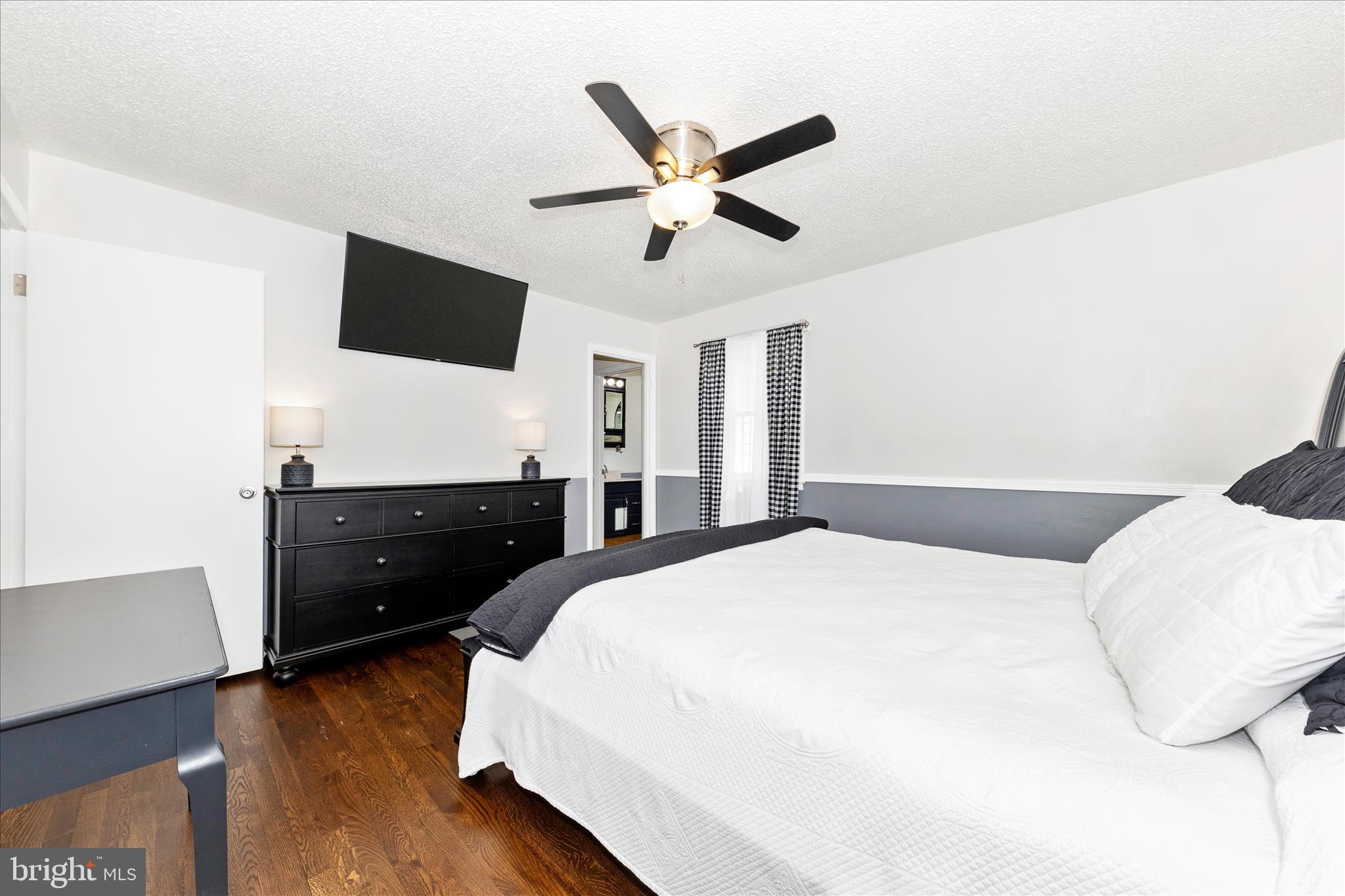 POINT OF ROCKS ESTATES - Residential