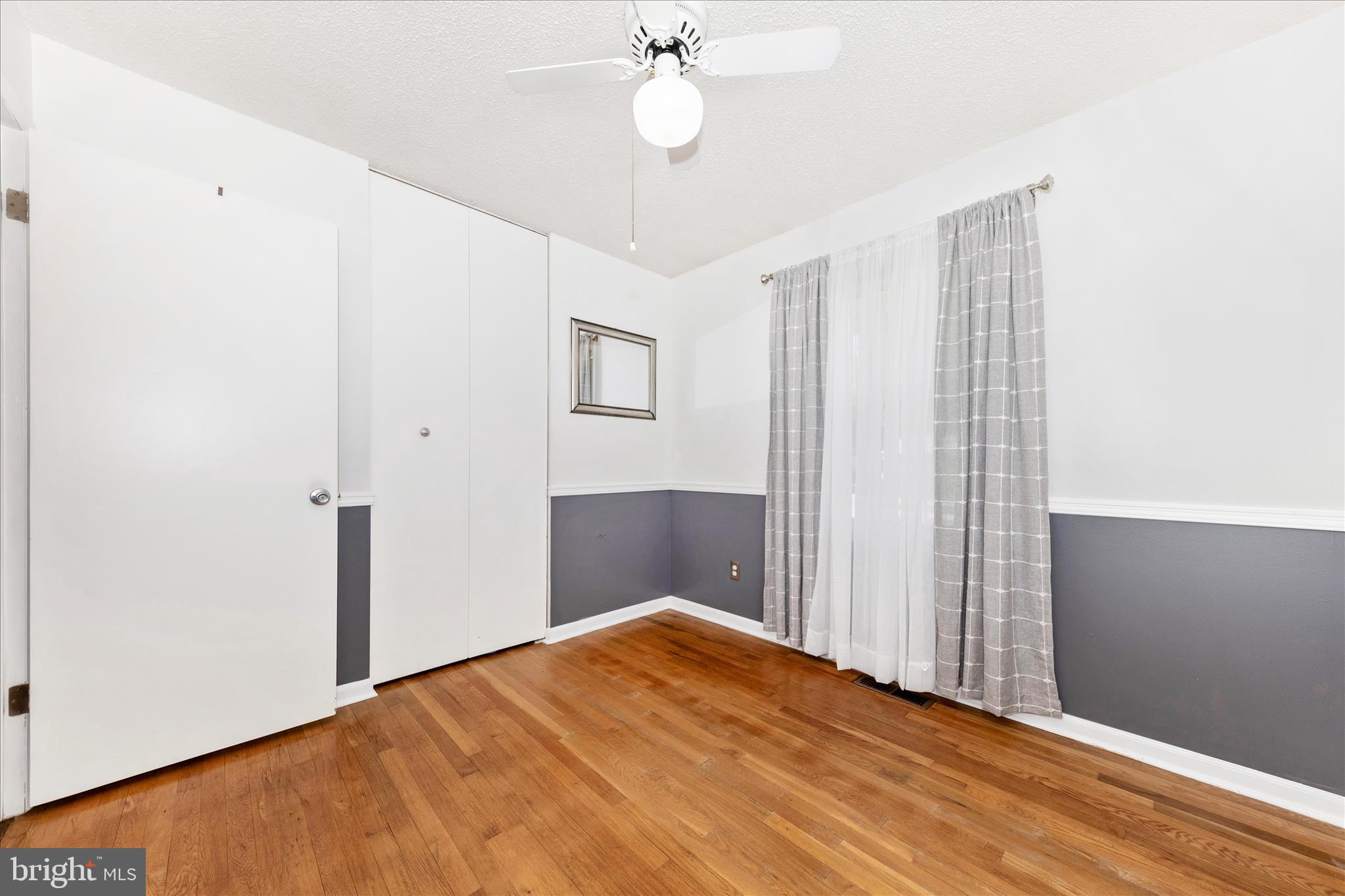 POINT OF ROCKS ESTATES - Residential