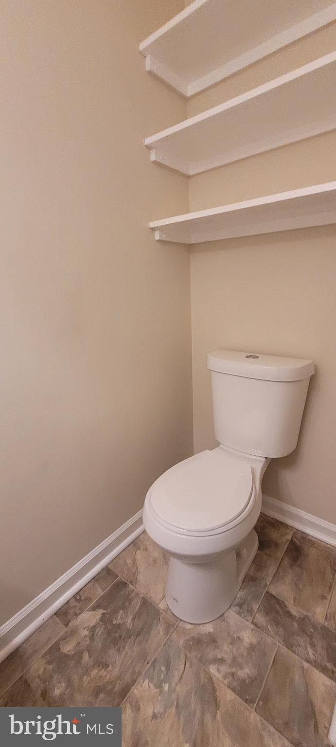 OLDE GREENWICH - Residential Lease