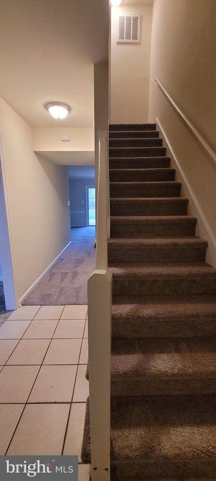 OLDE GREENWICH - Residential Lease