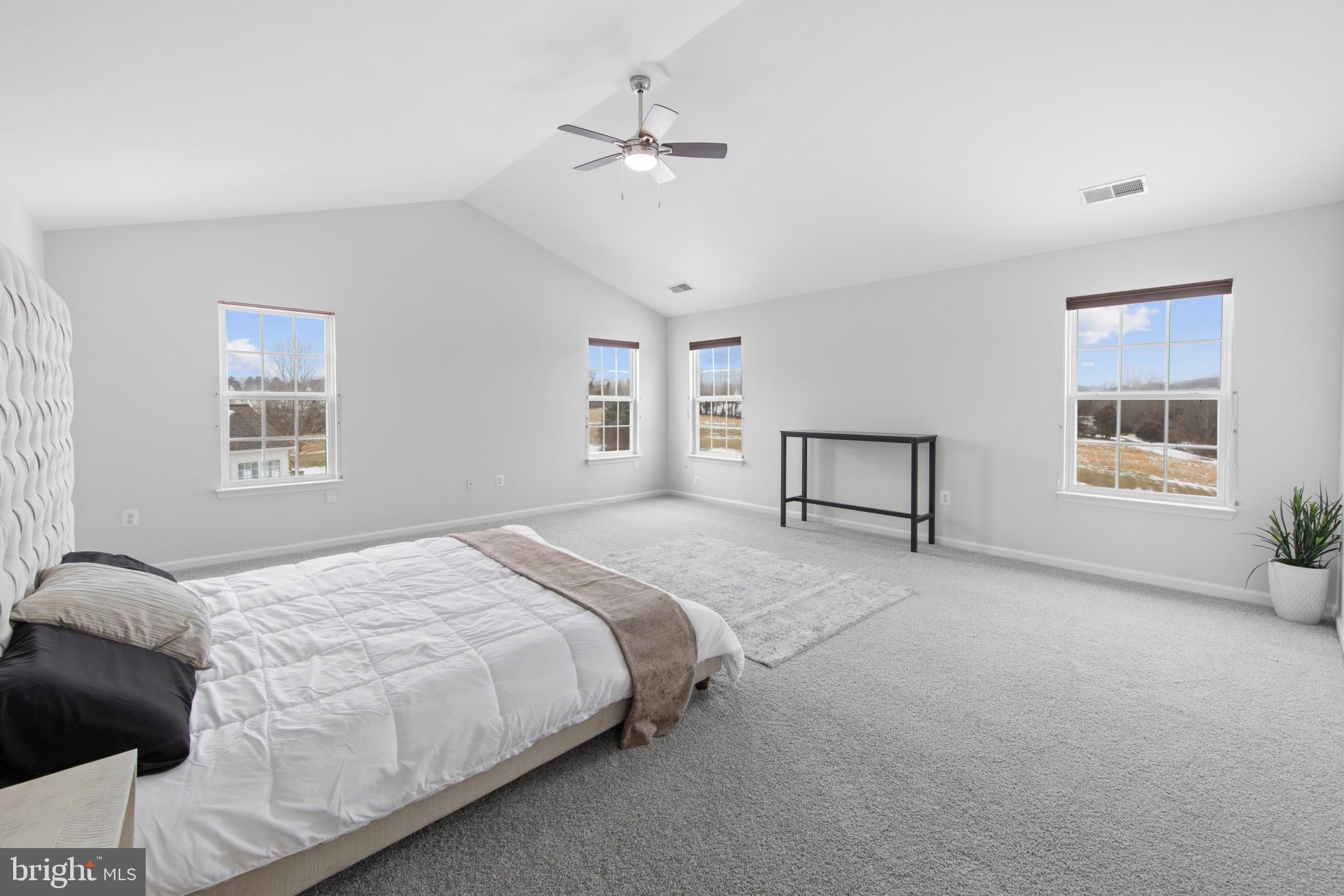 TAYLORSTOWN - Residential