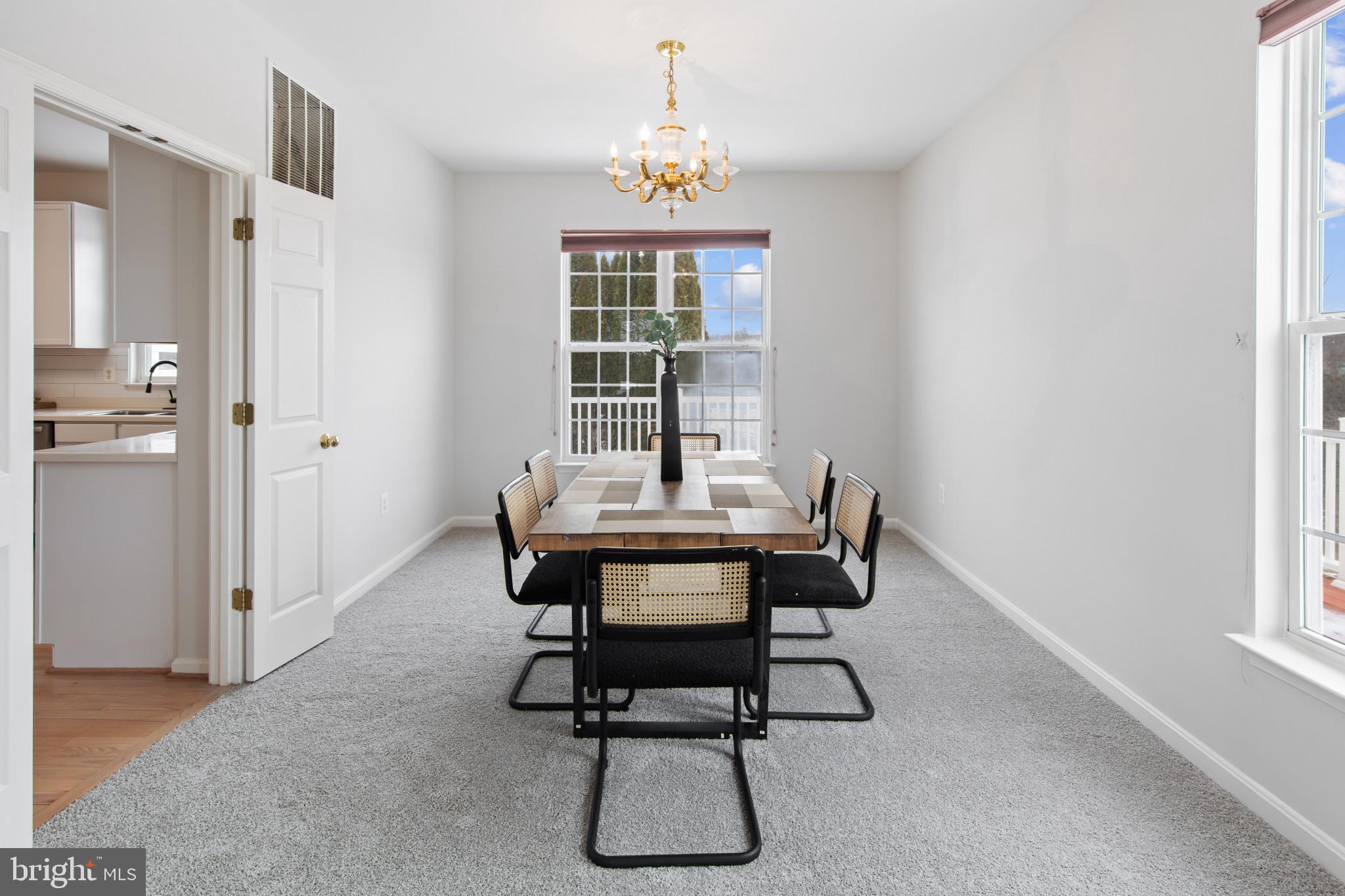 TAYLORSTOWN - Residential