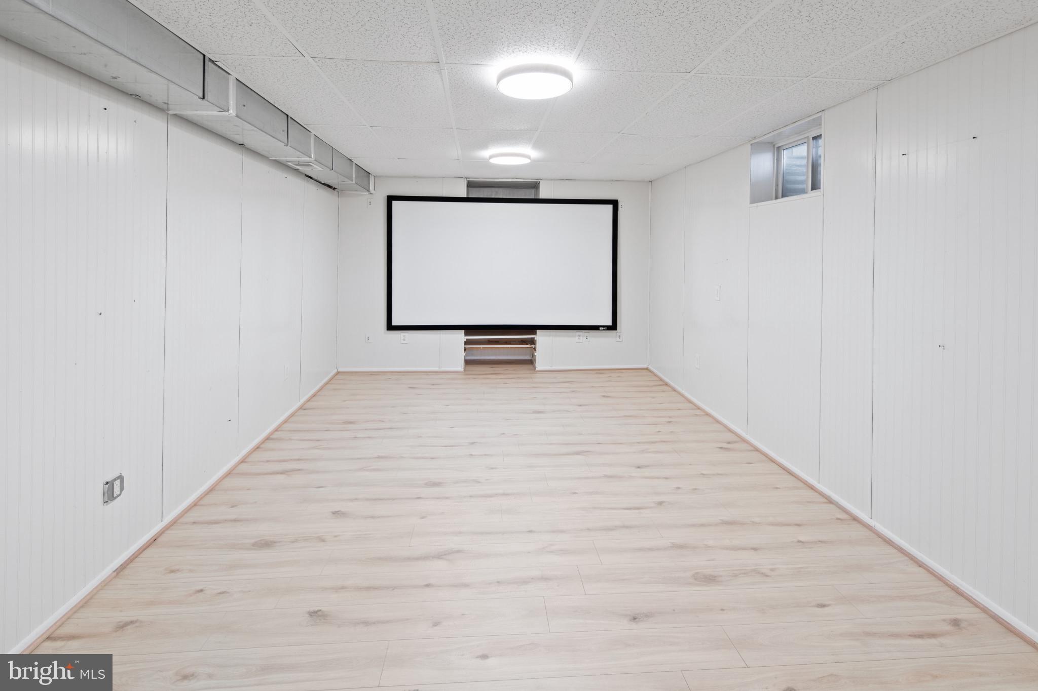 TAYLORSTOWN - Residential