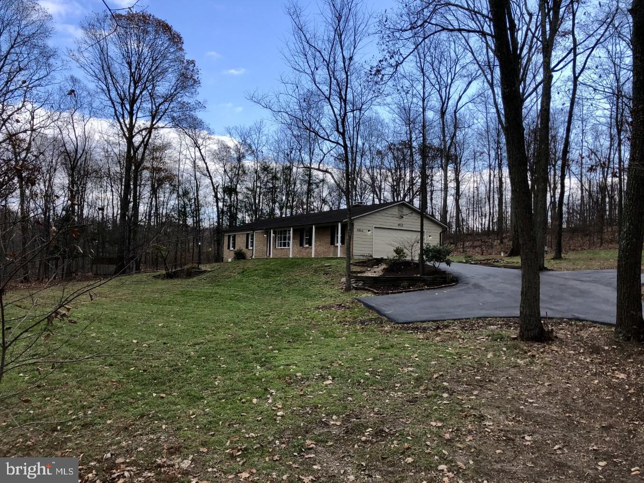 ROLLING HILLS - Residential