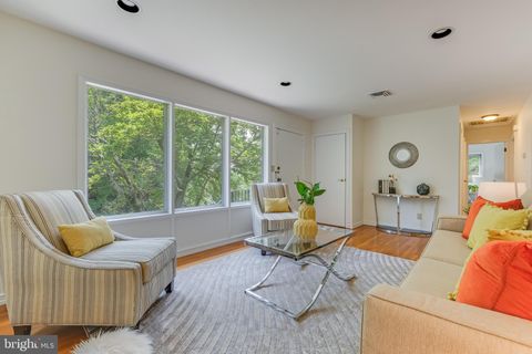 Photo of 6404 BANNOCKBURN DR, BETHESDA, MD 20817 (MLS # MDMC2100276)