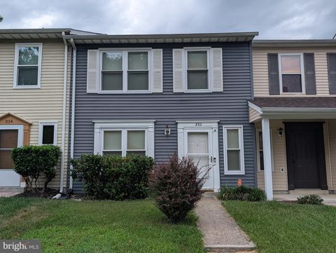 Townhouse For Sale - 332 Woodside Place<br/> WALDORF, MD 20601