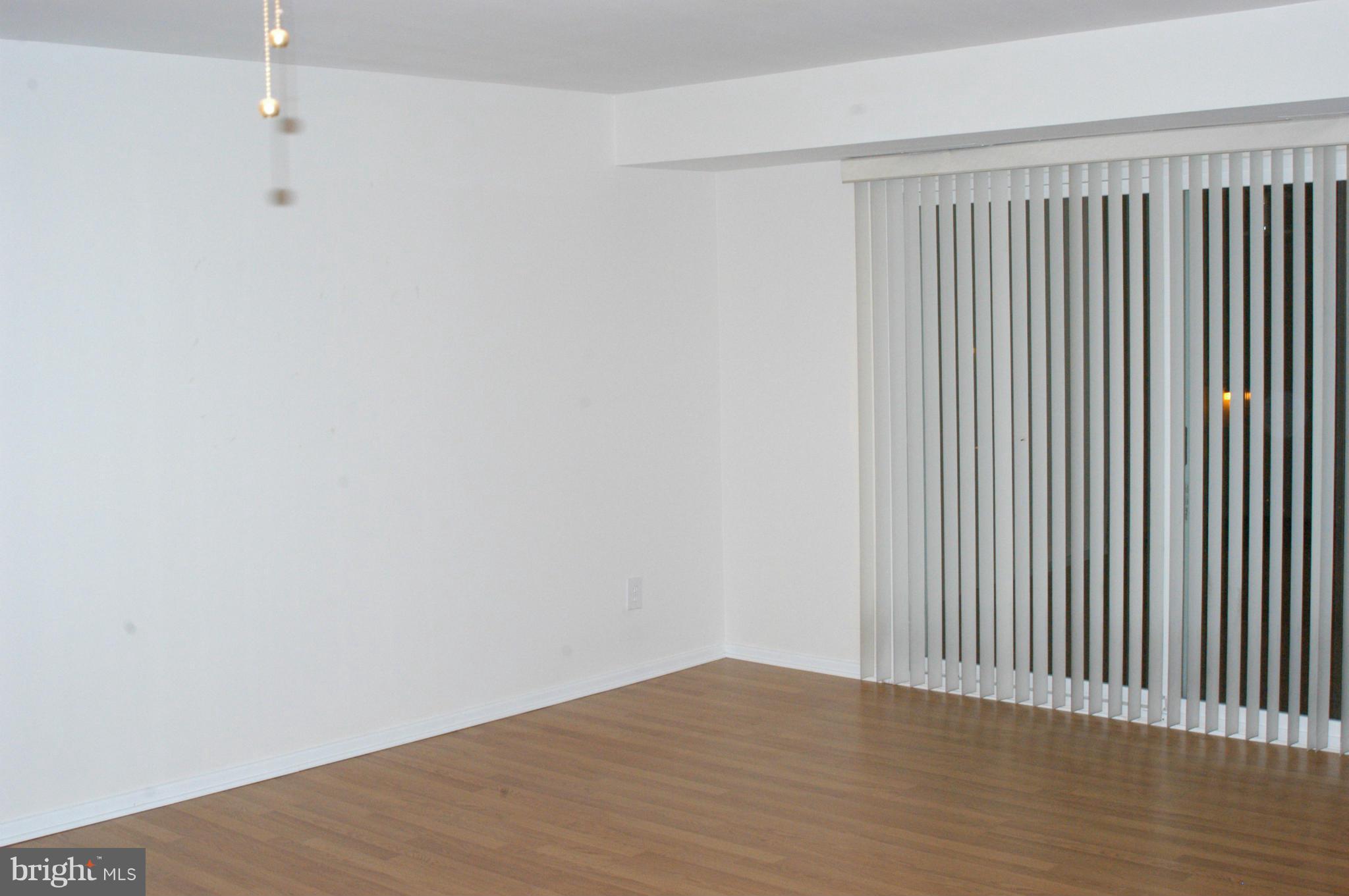 MOSBY WOODS GARDEN - Residential