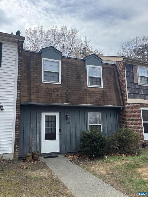 Photo of 1602 Townwood Ct, CHARLOTTESVILLE, VA 22901 (MLS # 675140)