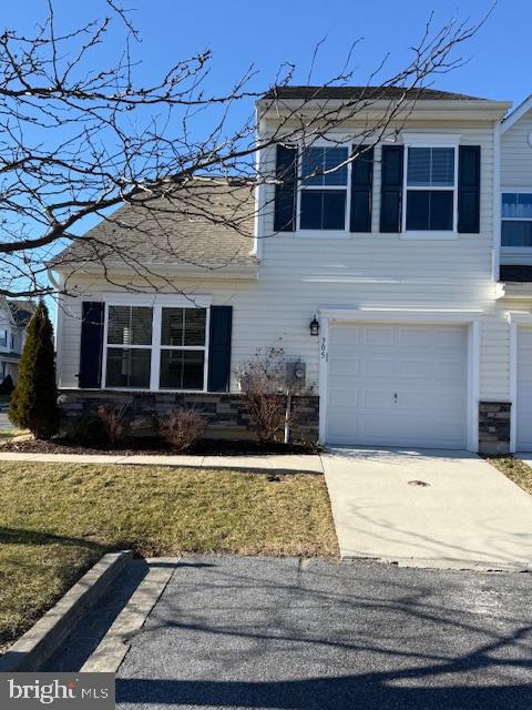 PATRIOT SQUARE - Residential