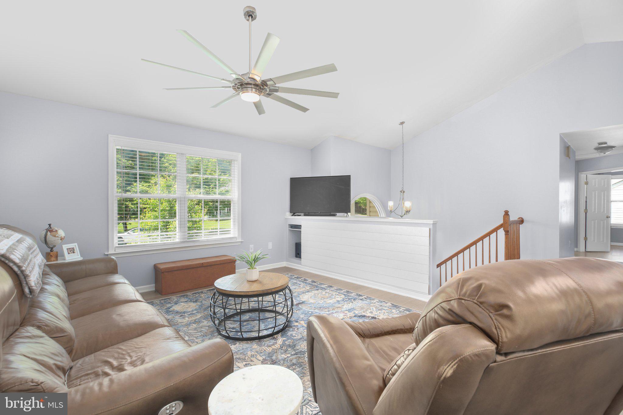 ARGYLE HILLS - Residential