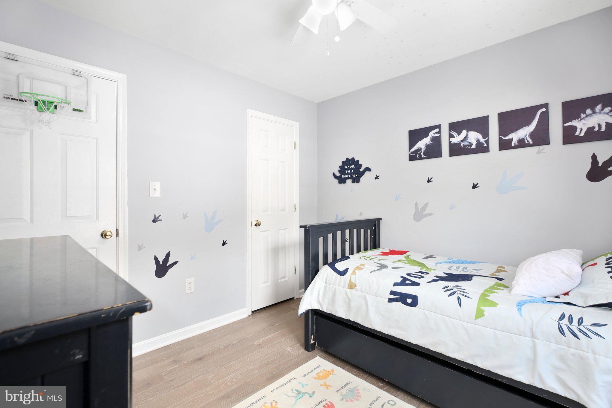 ARGYLE HILLS - Residential