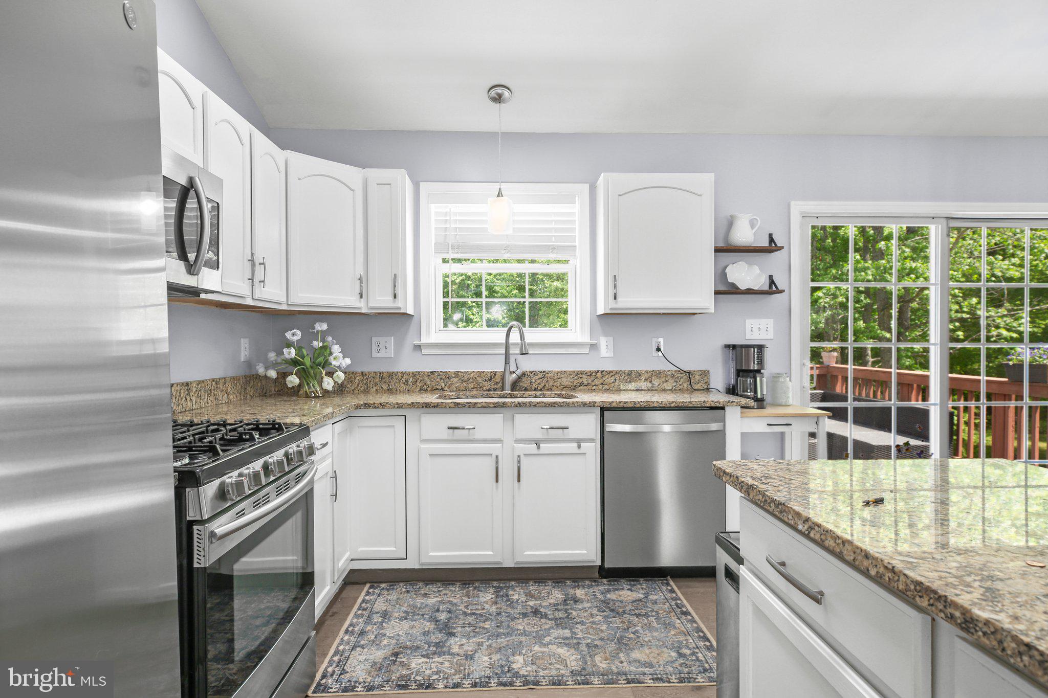 ARGYLE HILLS - Residential