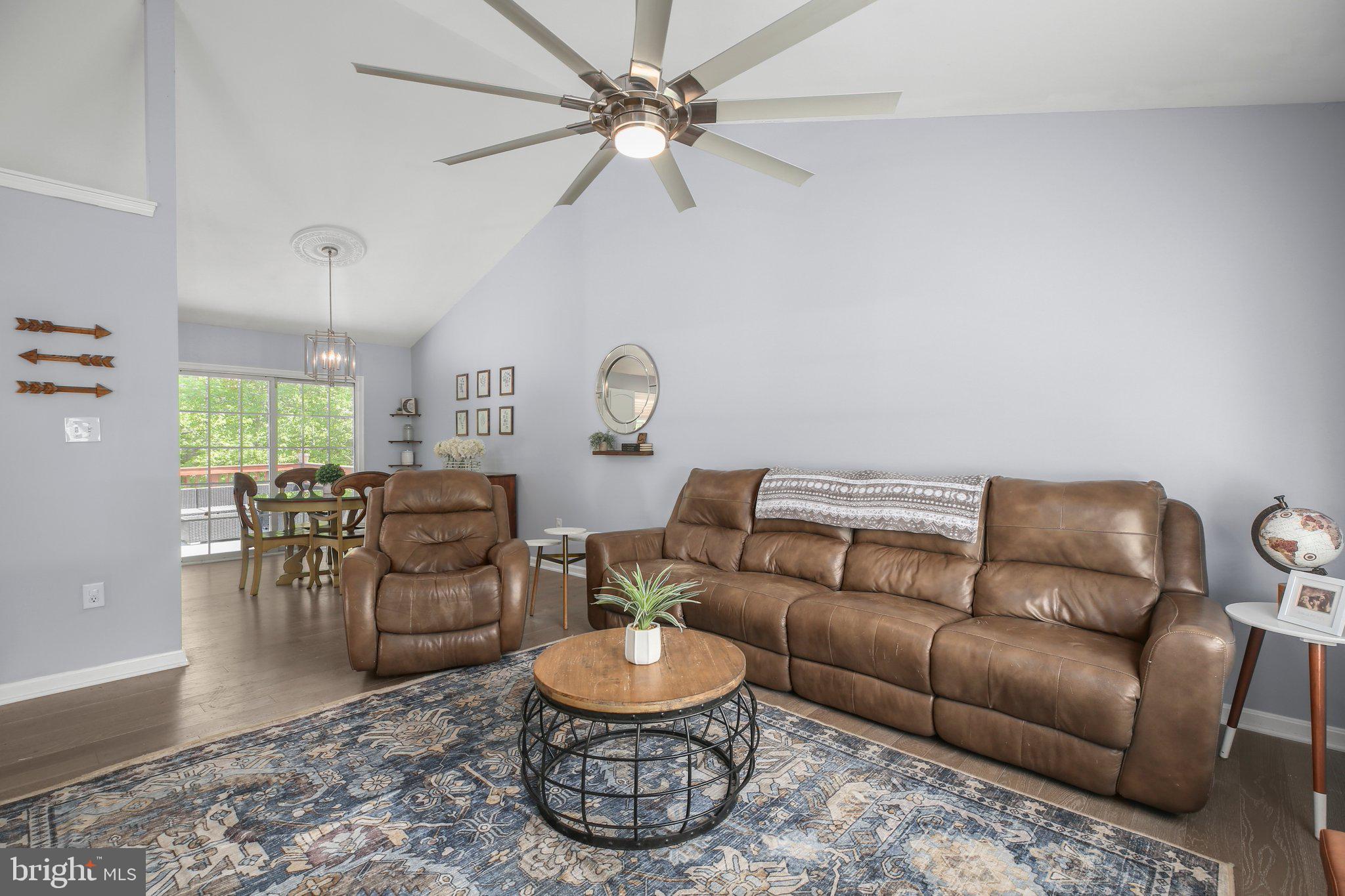 ARGYLE HILLS - Residential