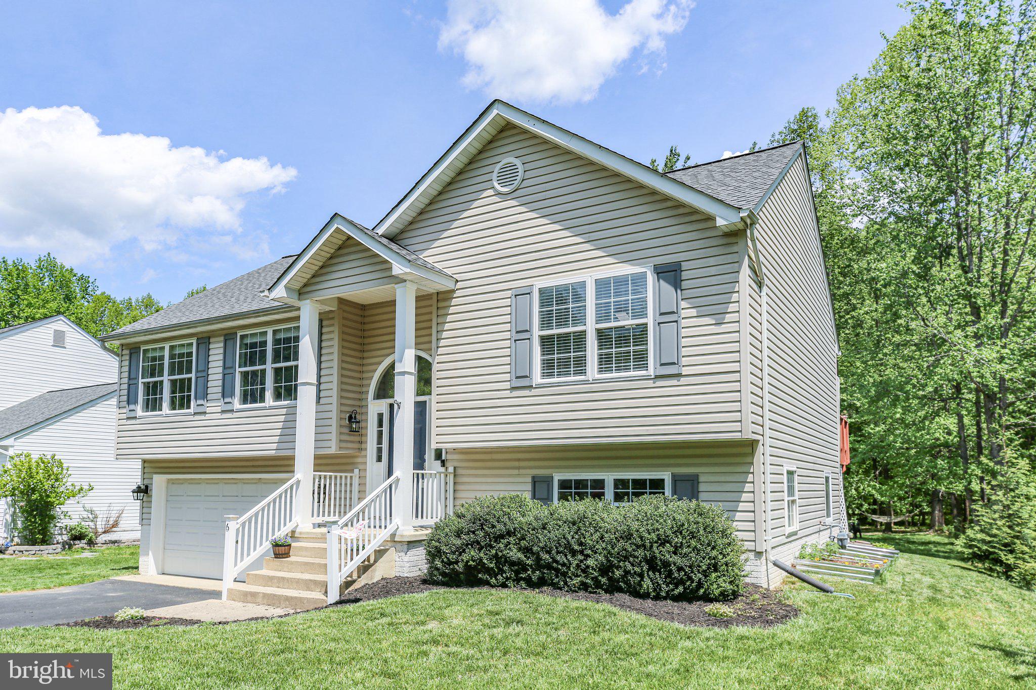 ARGYLE HILLS - Residential