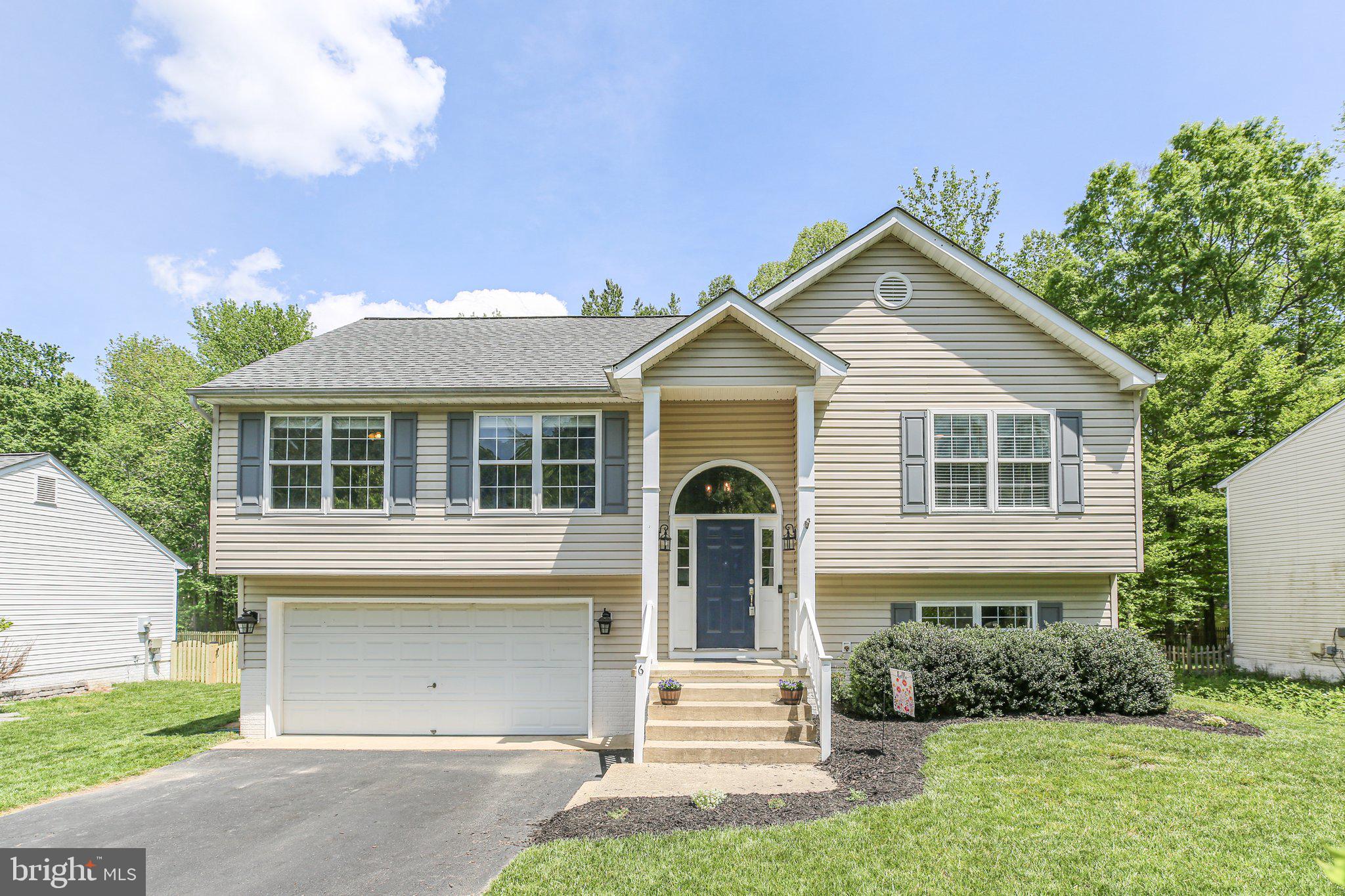 ARGYLE HILLS - Residential