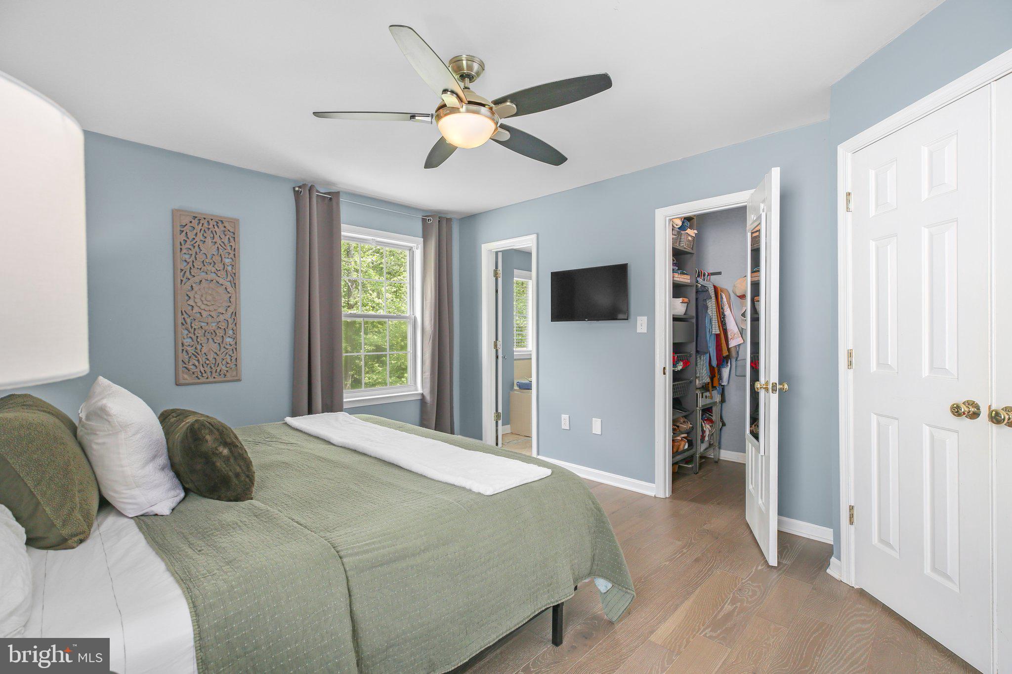 ARGYLE HILLS - Residential