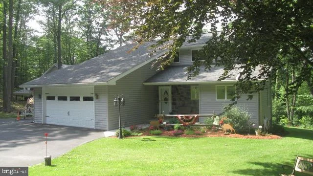 335 High Mountain Road, Shippensburg, PA 17257